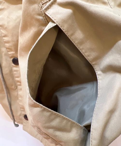 Barbour（バブアー）Barbour (バブアー) KAPTAIN SUNSHINE (キャプテンサンシャイン) マウンテンパーカー ベージュ サイズ:38の古着・服飾アイテム