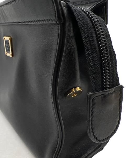 LOEWE（ロエベ）LOEWE (ロエベ) クラッチバッグ ブラックの古着・服飾アイテム