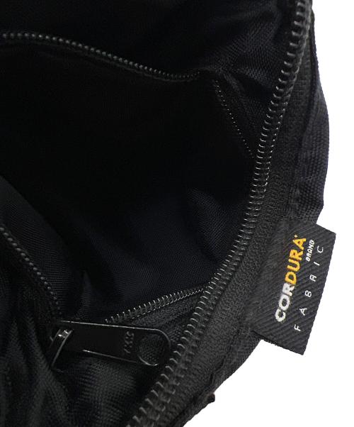 SUPREME（シュプリーム）SUPREME (シュプリーム) ショルダーポーチ ブラックの古着・服飾アイテム