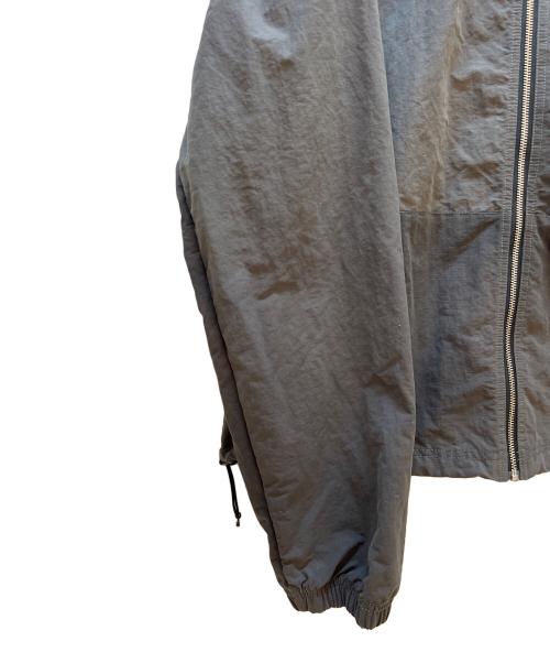 stussy（ステューシー）stussy (ステューシー) フードジャケット グレー サイズ:Mの古着・服飾アイテム
