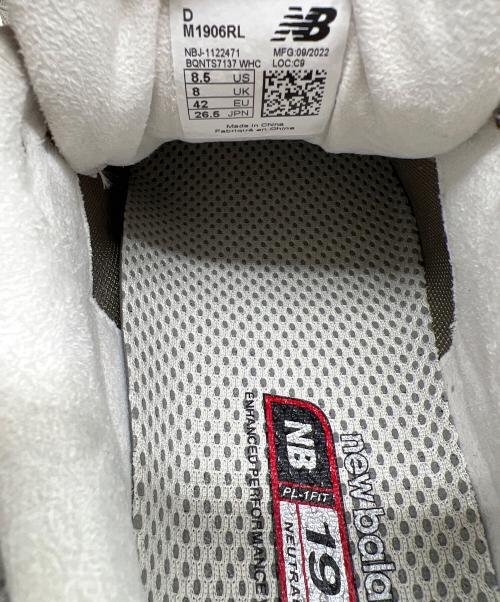 NEW BALANCE（ニューバランス）NEW BALANCE (ニューバランス) M1906RL ライトグレー サイズ:26.5の古着・服飾アイテム