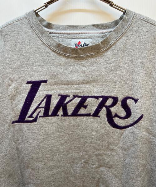 Majestic（マジェスティック）Majestic (マジェスティック) LAKERS (レイカーズ) クルーネックスウェット グレー サイズ:2XLの古着・服飾アイテム