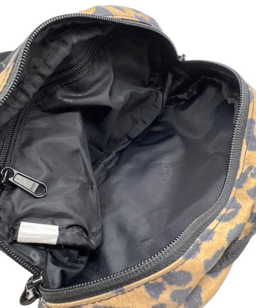 SUPREME（シュプリーム）SUPREME (シュプリーム) Waist Bag ベージュの古着・服飾アイテム