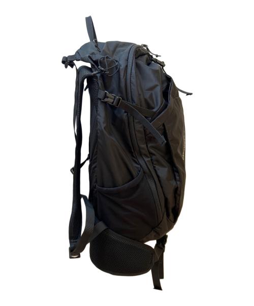 SALOMON（サロモン）SALOMON (サロモン) リュック/TRAILBLAZER 30 ブラックの古着・服飾アイテム