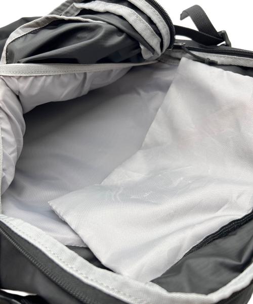 SALOMON（サロモン）SALOMON (サロモン) リュック/TRAILBLAZER 30 ブラックの古着・服飾アイテム
