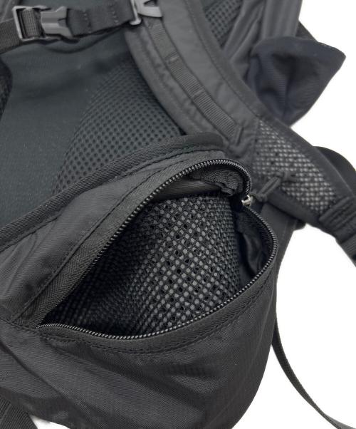 SALOMON（サロモン）SALOMON (サロモン) リュック/TRAILBLAZER 30 ブラックの古着・服飾アイテム