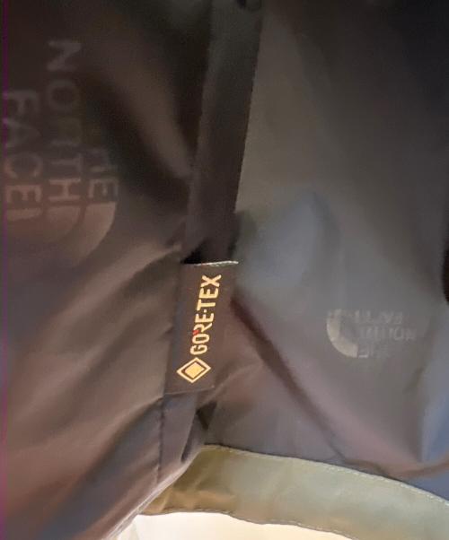 THE NORTH FACE（ザ ノース フェイス）THE NORTH FACE (ザ ノース フェイス) マウンテンライトジャケット ブラック×オリーブ サイズ:Sの古着・服飾アイテム