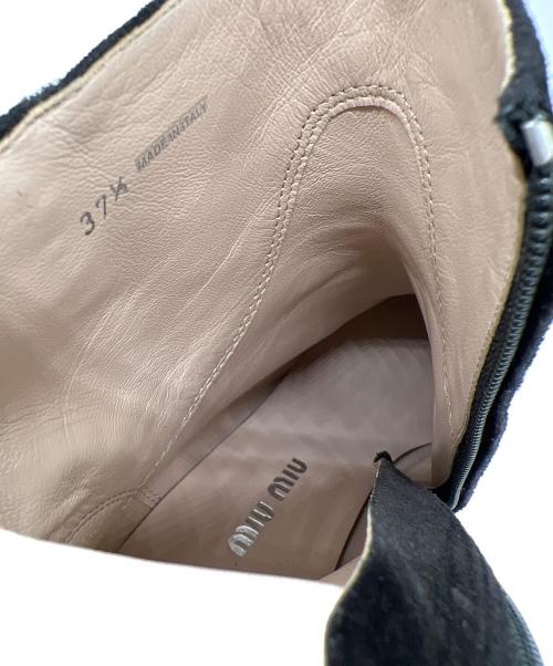 MIU MIU（ミュウミュウ）MIU MIU (ミュウミュウ) ブーティ ブラック サイズ:SIZE 37 1/2の古着・服飾アイテム