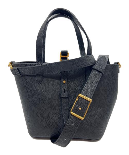 CHARLES & KEITH（チャールズアンドキース）CHARLES & KEITH (チャールズアンドキース) Beryl ベリル リサイクルレザーバケツバッグ ブラックの古着・服飾アイテム