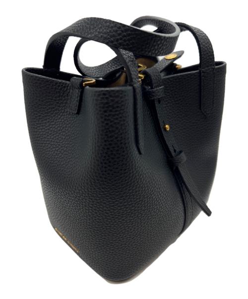 CHARLES & KEITH（チャールズアンドキース）CHARLES & KEITH (チャールズアンドキース) Beryl ベリル リサイクルレザーバケツバッグ ブラックの古着・服飾アイテム