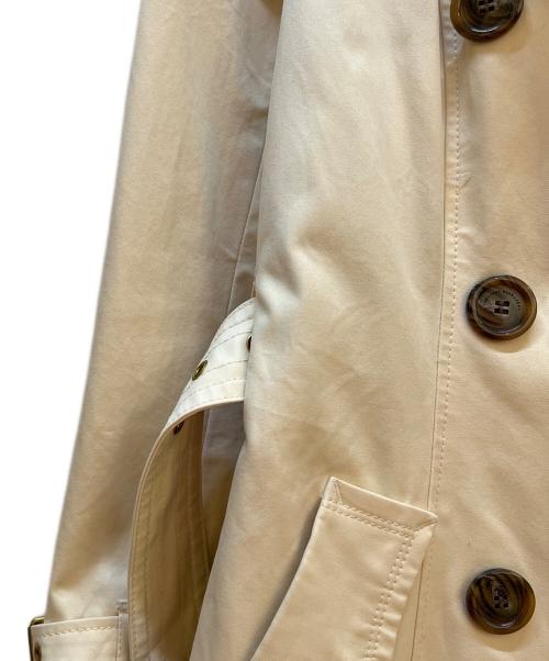 BURBERRY BLUE LABEL（バーバリー ブルー レーベル）BURBERRY BLUE LABEL (バーバリー ブルー レーベル) トレンチコート アイボリー サイズ:38の古着・服飾アイテム