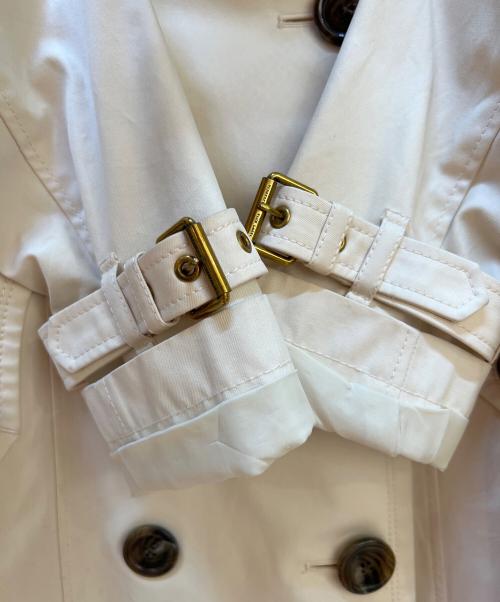 BURBERRY BLUE LABEL（バーバリー ブルー レーベル）BURBERRY BLUE LABEL (バーバリー ブルー レーベル) トレンチコート アイボリー サイズ:38の古着・服飾アイテム