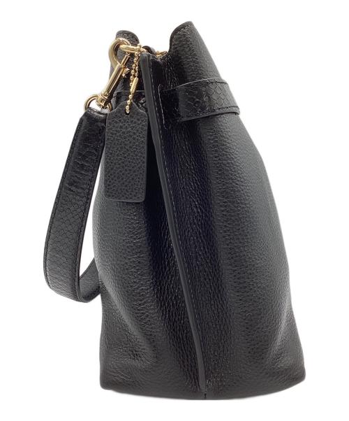 COACH（コーチ）COACH (コーチ) ハンナショルダーバッグ ブラックの古着・服飾アイテム