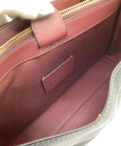 COACH（コーチ）COACH (コーチ) ハンナショルダーバッグ ブラックの古着・服飾アイテム
