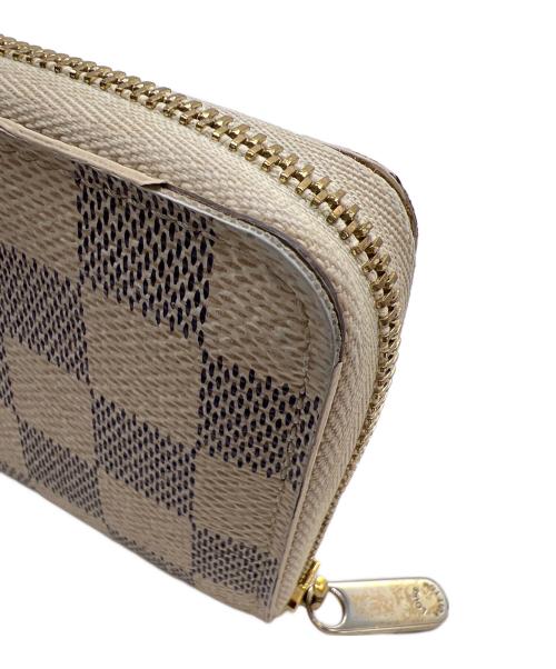 LOUIS VUITTON（ルイ ヴィトン）LOUIS VUITTON (ルイ ヴィトン) ラウンドファスナー財布 ホワイトの古着・服飾アイテム