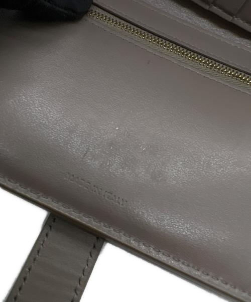 CELINE（セリーヌ）CELINE (セリーヌ) 2つ折り財布/ミディアムストラップウォレット ベージュの古着・服飾アイテム