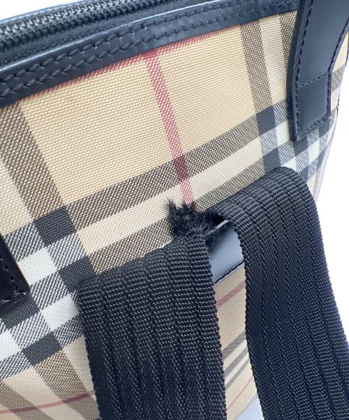 BURBERRY（バーバリー）BURBERRY (バーバリー) リュック ベージュ×ブラックの古着・服飾アイテム