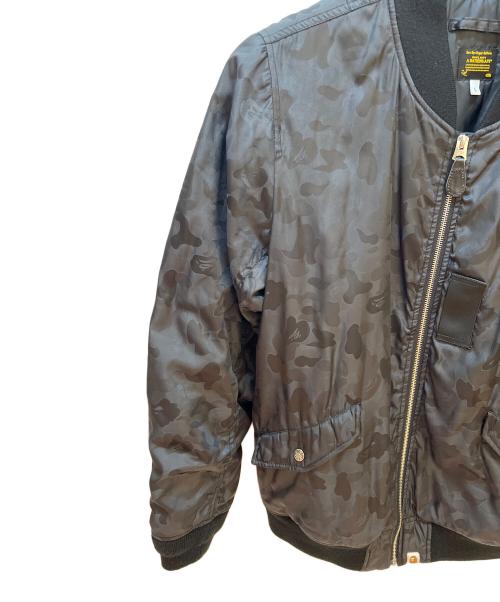 A BATHING APE（アベイシングエイプ）A BATHING APE (アベイシングエイプ) MA-1ジャケット ブラック サイズ:Lの古着・服飾アイテム