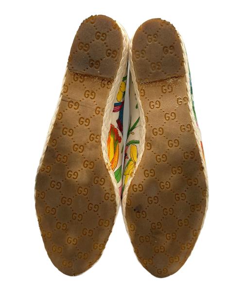 GUCCI（グッチ）GUCCI (グッチ) フローラ柄スリッポンシューズ アイボリー サイズ:23.5の古着・服飾アイテム
