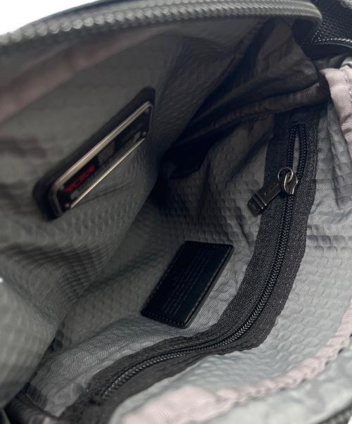 TUMI（トゥミ）TUMI (トゥミ) クロスボディバッグの古着・服飾アイテム