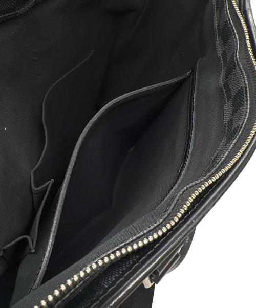 LOUIS VUITTON（ルイ ヴィトン）LOUIS VUITTON (ルイ ヴィトン) ショルダーバッグ ブラックの古着・服飾アイテム