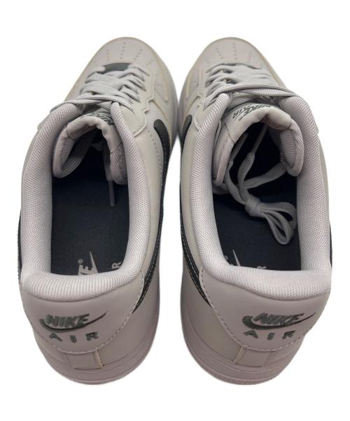 NIKE（ナイキ）NIKE (ナイキ) ローカットスニーカー ベージュ サイズ:28.5 未使用品の古着・服飾アイテム