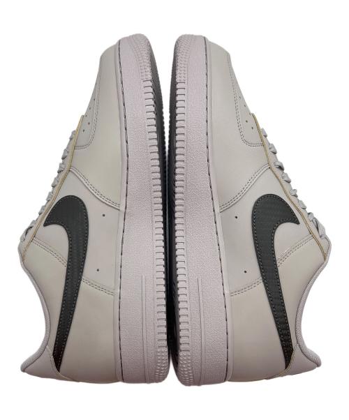 NIKE（ナイキ）NIKE (ナイキ) ローカットスニーカー ベージュ サイズ:28.5 未使用品の古着・服飾アイテム