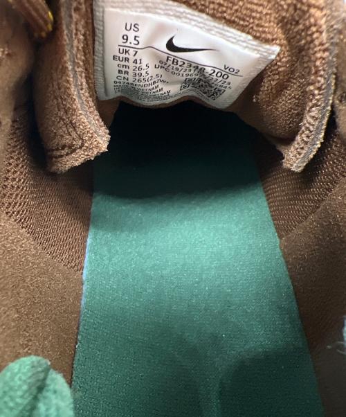 NIKE（ナイキ）NIKE (ナイキ) スニーカー ブラウン サイズ:26.5 未使用品の古着・服飾アイテム