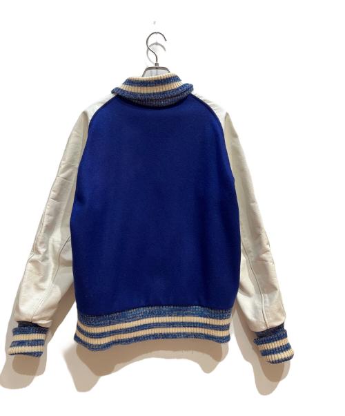 skookum（スクーカム）skookum (スクーカム) スタジャン ホワイト×ブルー サイズ:38の古着・服飾アイテム