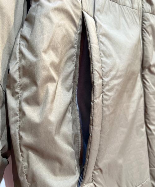 ALLIED FEATHER（アライドフェザーアンドダウン）ALLIED FEATHER (アライドフェザーアンドダウン) ダウンジャケット ベージュ サイズ:Lの古着・服飾アイテム