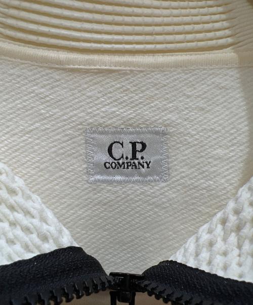 C.P COMPANY（シーピーカンパニー）C.P COMPANY (シーピーカンパニー) パーカー ホワイト サイズ:Mの古着・服飾アイテム