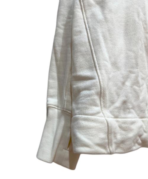 C.P COMPANY（シーピーカンパニー）C.P COMPANY (シーピーカンパニー) パーカー ホワイト サイズ:Mの古着・服飾アイテム