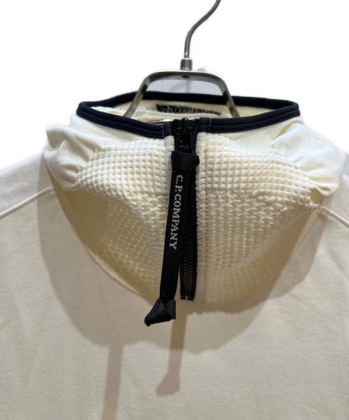 C.P COMPANY（シーピーカンパニー）C.P COMPANY (シーピーカンパニー) パーカー ホワイト サイズ:Mの古着・服飾アイテム