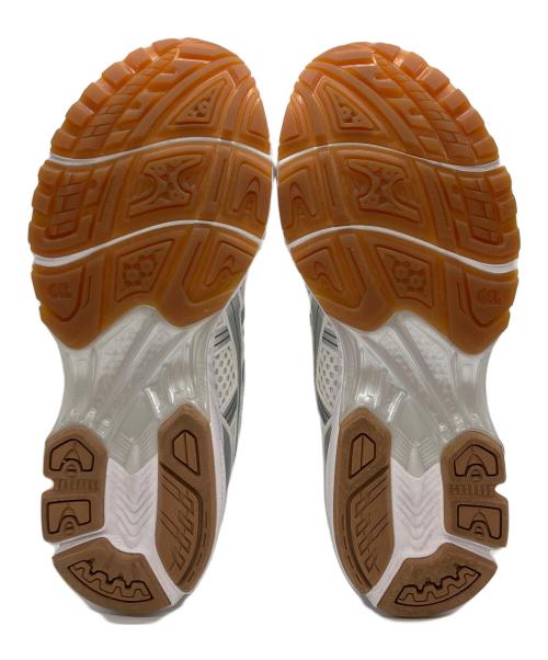 asics（アシックス）asics (アシックス) A.P.C. (アーペーセー) ローカットスニーカー ホワイト サイズ:28の古着・服飾アイテム