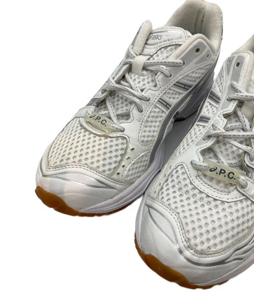 asics（アシックス）asics (アシックス) A.P.C. (アーペーセー) ローカットスニーカー ホワイト サイズ:28の古着・服飾アイテム