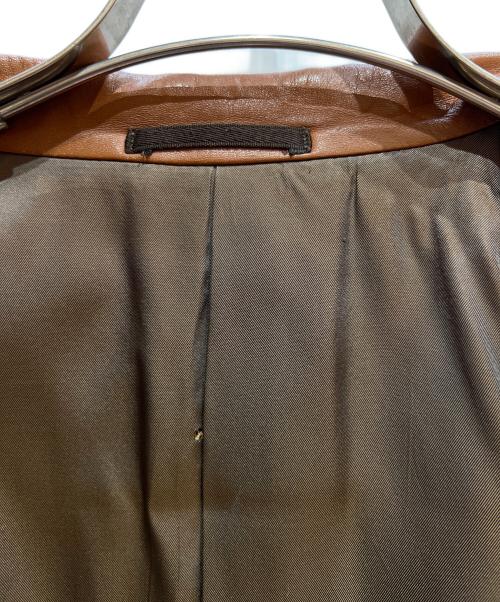COMME des GARCONS HOMME PLUS（コムデギャルソンオムプリュス）COMME des GARCONS HOMME PLUS (コムデギャルソンオムプリュス) 襟レザー3Bクルミ釦ジャケット ブラウン サイズ:Mの古着・服飾アイテム