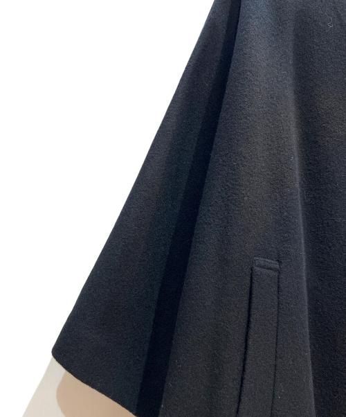 BEARDSLEY（ビアズリー）BEARDSLEY (ビアズリー) ポンチョコート ブラック サイズ:Freeの古着・服飾アイテム