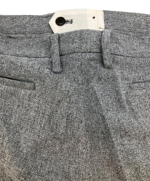 CALEE（キャリー）CALEE (キャリー) VINTAGE TYPE HERRINGBONE SLACKS グレー サイズ:SIZE Lの古着・服飾アイテム