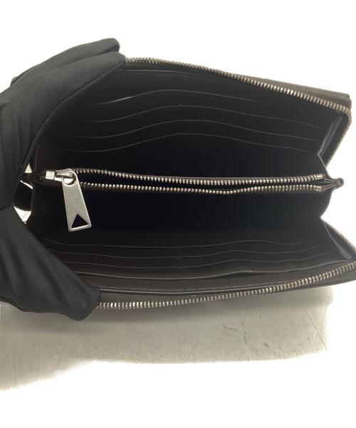 BOTTEGA VENETA（ボッテガベネタ）BOTTEGA VENETA (ボッテガベネタ) カセットジップアップアラウンドウォレット ブラックの古着・服飾アイテム