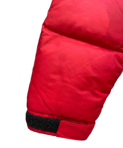 THE NORTH FACE（ザ ノース フェイス）THE NORTH FACE (ザ ノース フェイス) ヌプシジャケット レッド×ブラック サイズ:Mの古着・服飾アイテム