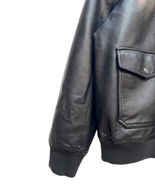 LEVI'S（リーバイス）LEVI'S (リーバイス) MA-1スタイルエコレザージャケット ブラック サイズ:Lの古着・服飾アイテム