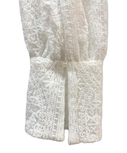 Lily Brown（リリーブラウン）Lily Brown (リリーブラウン) 刺繍ボウタイブラウス ホワイト サイズ:ONE SIZEの古着・服飾アイテム