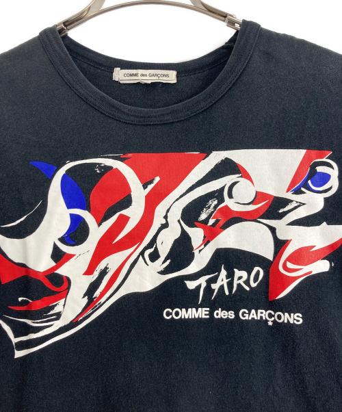 COMME des GARCONS（コムデギャルソン）COMME des GARCONS taro okamoto (タロウオカモト) COMME des GARCONS(コムデギャルソン) × taro okamoto(タロウオカモト) 半袖カットソー ブラック サイズ:Lの古着・服飾アイテム