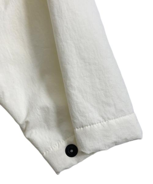 Y（ワイ）Y (ワイ)  RECYCLE NYLON TAFFETA CO アイボリー サイズ:1の古着・服飾アイテム