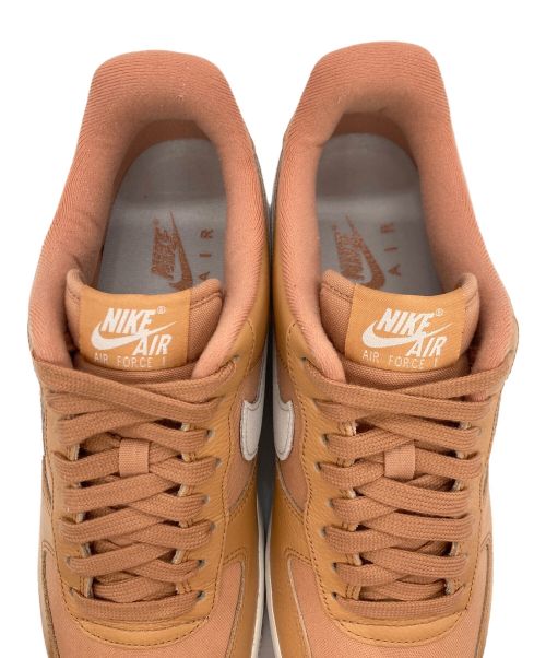 NIKE（ナイキ）NIKE (ナイキ) AIR FORCE 1′07 LX/エアフォース1′07 LX スニーカー ベージュ サイズ:US 9 未使用品の古着・服飾アイテム