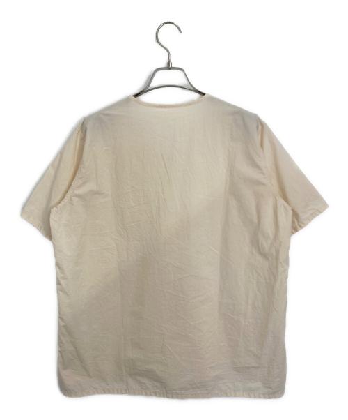 M medium（エム ミディアム）M medium (エム ミディアム) VネックTシャツ ベージュ サイズ:不明の古着・服飾アイテム