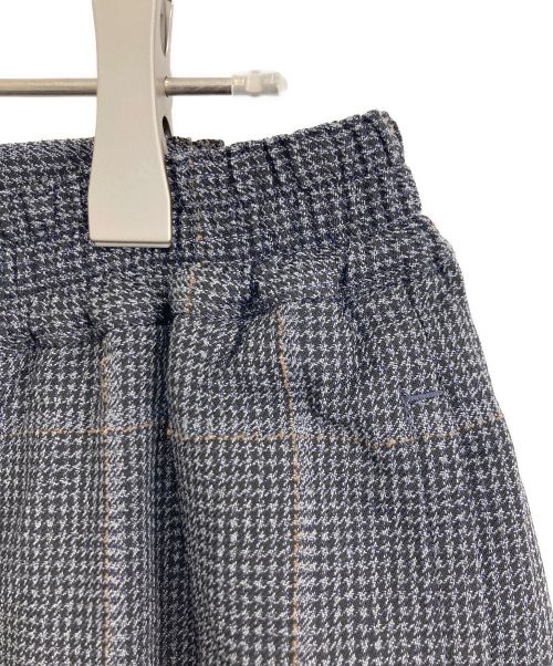 COMME des GARCONS HOMME DEUX（コムデギャルソン オム ドゥ）COMME des GARCONS HOMME DEUX (コムデギャルソン オム ドゥ) COMME des GARCONS HOMME DEUX テーパードパンツ グレー サイズ:Mの古着・服飾アイテム