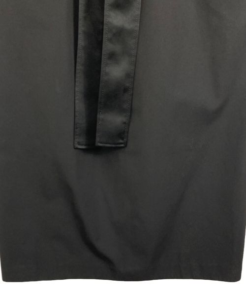 ESTNATION（エストネーション）ESTNATION (エストネーション) タフタノースリーブワンピース ブラック サイズ:38 未使用品の古着・服飾アイテム