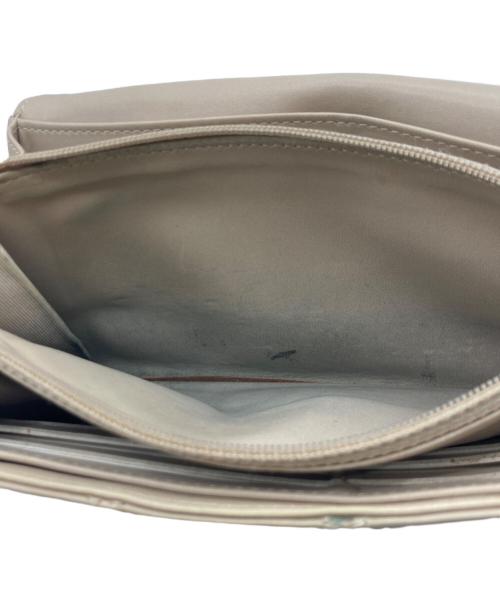 CHANEL（シャネル）CHANEL (シャネル) ココマーク ウルトラステッチ ファスナー 長財布 ベージュの古着・服飾アイテム