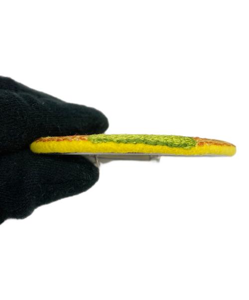 doublet（ダブレット）doublet (ダブレット) 缶バッジ イエローの古着・服飾アイテム